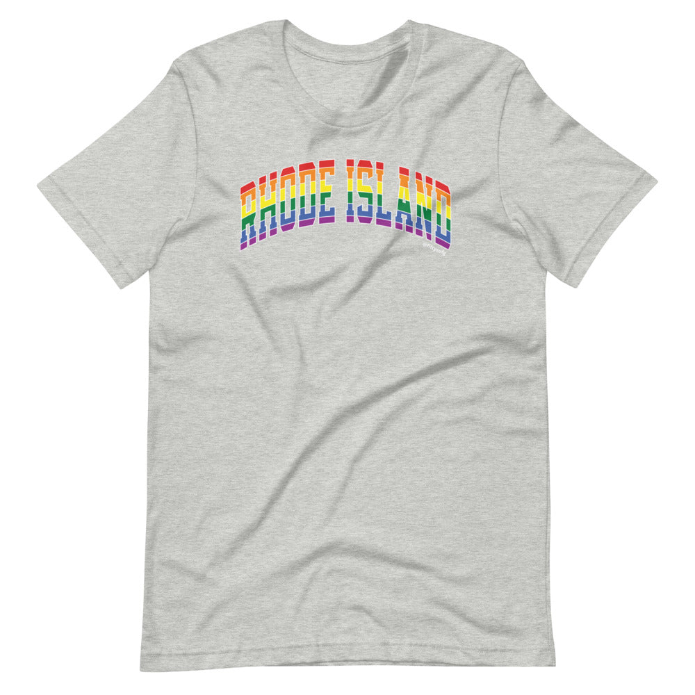 Rhode Island Varsity Arch Pride - Short-sleeve unisex t-shirt