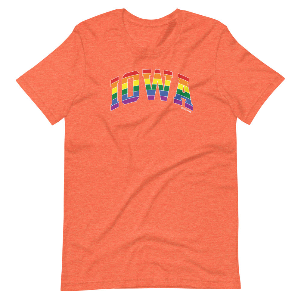 Iowa Varsity Arch Pride - Short-sleeve unisex t-shirt