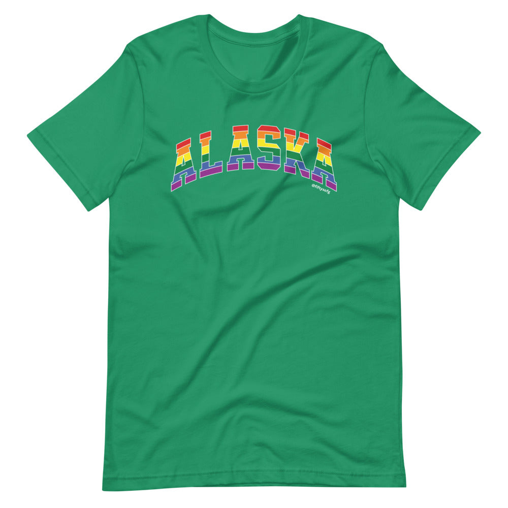Alaska Varsity Arch Pride - Short-sleeve unisex t-shirt